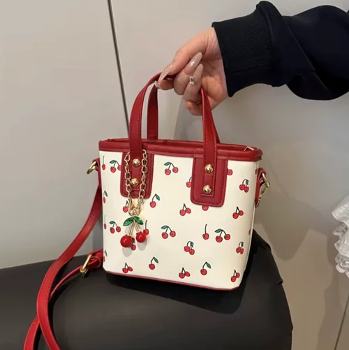 کیف آلبالو