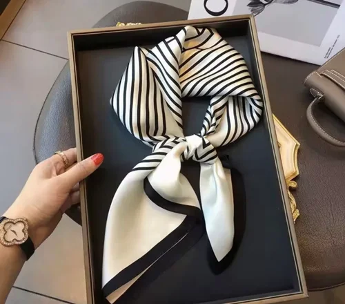 مینی اسکارف